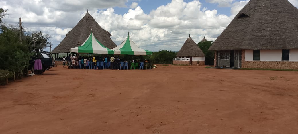 The Makuti Social Hall at Grivale Eco Camp